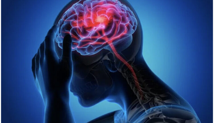 Some 160,000 Britons are admitted to hospital each year with brain injuries, often caused by traffic collisions and falls. When the brain is injured, fluid can collect inside the skull, causing pressure that can restrict the blood supply. Eventually brain cells begin to die, causing memory loss, paralysis and even death. Patients are usually treated with drugs, but if these don’t work, doctors may opt for a procedure called a ventriculostomy, in which a tube is inserted through a hole made in the skull to drain excess fluid.