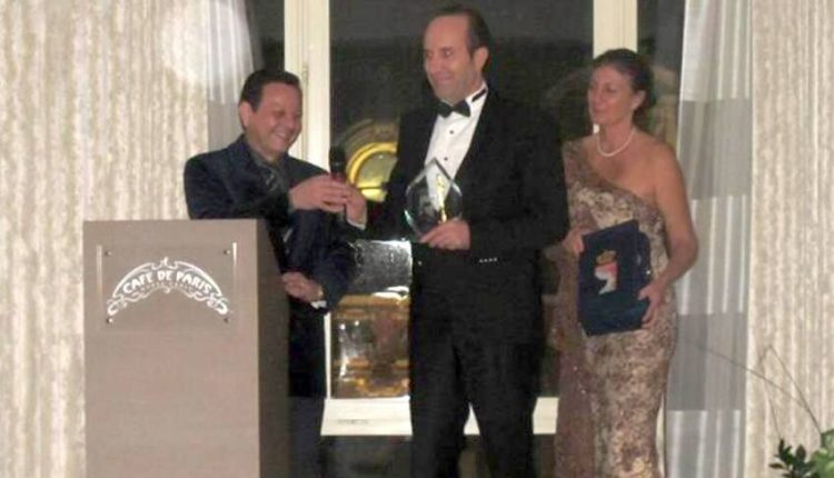 Dr.Bülent-Cihantimur-الجوائز-3