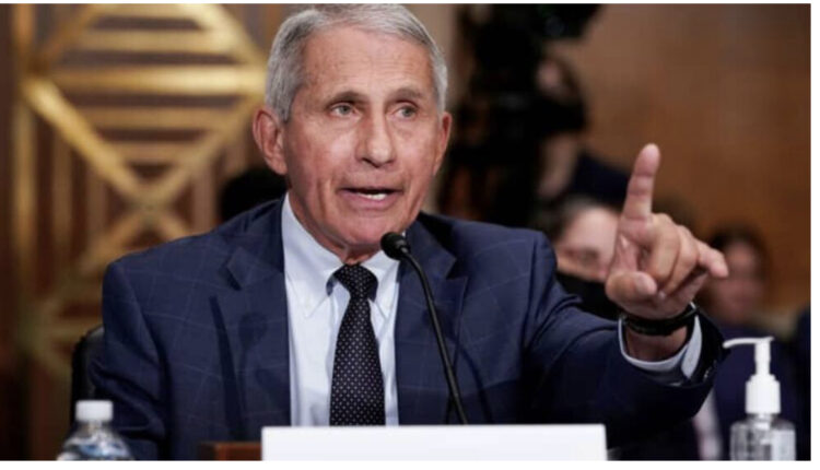 فاوتشي لجنة الـFDA لم ترتكب خطأً في رفضها تقديم جرعات معززة من لقاح فايزر