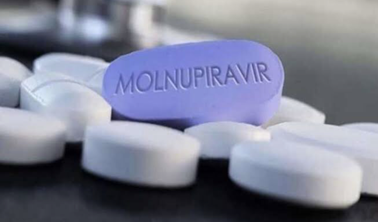 "مولنوبيرافير".. أول حبة دواء لعلاج كوفيد تنتظر الموافقة