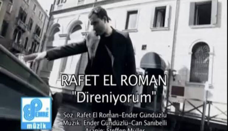 Rafet El Roman (رأفت الرومان)     1995’te Türkiye’ye gelerek ilk solo albümü Gençliğin Gözyaşlarını piyasaya çıkardı.   1997 yılında En Güzel Günler Senin Olsun adıyla ikinci albümünü çıkardı.   1999’da Hayat Hüzünlü adlı üçüncü albümüyle yine büyük bir başarı yakaladı.   2000 yılında Hanımeli adlı dördüncü albümünü çıkardı.   2002 yılında, beşinci albümü 5 NR Aşk adlı albümünü hayranlarının beğenisine sundu.   2004 yılının yaz aylarında, Sürgün adlı altıncı albümünü yaptı ve bu albümle çok büyük bir satış grafiği yakaladı (730 bin).   2005 yılında, Kalbimin Sultanı adlı yedinci albümünü, onuncu sanat yılı şerefine müzik severlerin beğenisine sundu.   2006 yılında Gönül Yarası albümü çıktı.   2008 yılında Bir Roman Gibi adlı albümünü piyasaya süren Rafet El Roman büyük başarı topladı.   2011 yılında Sevgiye Zaman Ver isimli müzik kariyerinin dokuzuncu albümünü müzik severlerin beğenisine sundu.   2013 yılında Yadigar adlı onuncu albümünü müzik piyasasına çıkardı.   2016 yılında ‘Mecnun’ isimli kariyerinin on birinci albümünü piyasaya sunan sanatçı eski albümlerinde yer alan ‘Hayat Hüzünlü’ ve ‘Şu Hayatta’ isimli şarkılarını yeniden seslendirdi.   2018 yılının Kasım ayında Derya Ürkmez ile seslendirdiği ‘Unuturum Elbet’ isimli şarkı uzun süre tüm müzik platformlarında bir numarada kaldı.   2019 yılında Faridam ile “Bağışla Beni”, Ayşe Nur ile “Bahçede Yeşil Çınar” adlı iki düet çalışmasını El Roman Müzik etiketi ile müzik piyasasına sundu.   2019 yılında kızı Su El Roman’ın müzik piyasasına çıkardığı ilk single çalışması “I Should Have Known” şarkısının prodüktörlüğünü ve klip yönetmenliğini üstlendi.   Sanatçı, müzik kariyerinde ki 13. solo albümü “Sırrına Eremeyiz”i  1 Eylül 2021 tarihinde müzik severlerinin beğenisine sundu.  Bu albümde yer alan “Bağışla Beni” ve “Yangın” şarkılarına klip çekti.  2021 yılının Kasım ayında “Şubat” isimli düet çalışmasını Ayten ile birlikte müzik piyasasına sunan sanatçı bu şarkının klibini Nevşehir’in dünyaca ünlü turizm mekanı Kapadokya’da çekti.  Rafet El Roman, 2022 yılının ilk çalışması olan “Milyon Yara” şarkısını Ocak ayında müzik severlerinin beğenisine sunmaya hazırlanıyor.