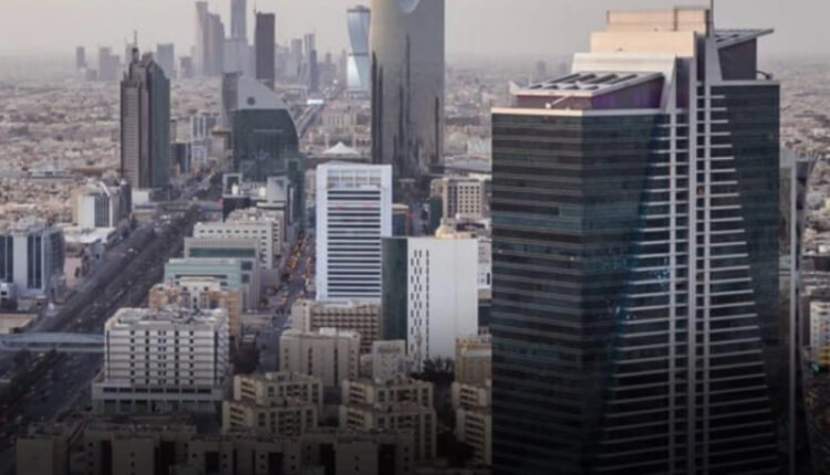 القطاع الخاص غير النفطي في #السعودية يواصل النمو في أبريل، مدعوما بالزيادة الحادة والمتسارعة في الأعمال الجديدة التي تستفيد من الطلب المحلي